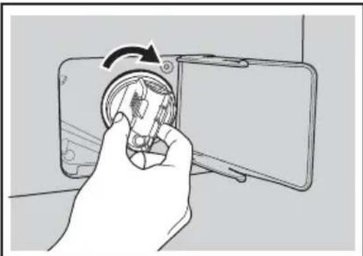 ELECTROLUX EWF12746 - 如需清潔排水泵: - 7