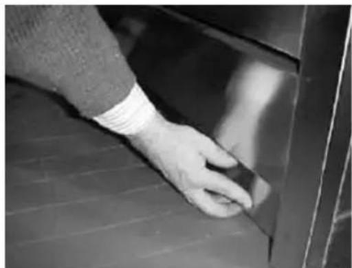 BLANCO FD9085FG - Instructions for the assembly of bottom kick plate onto the cookers - 4