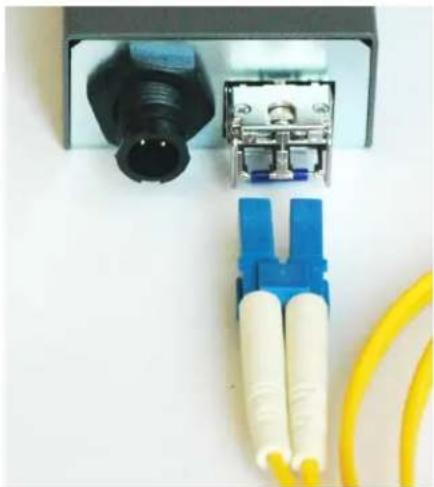 AJA FIDO-4T-X - Installation - 6