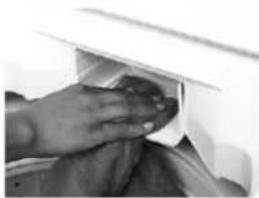 Brastemp BWC10AB - Limpeza da Gaveta do Maxi-Dispenser - 6