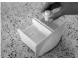 Brastemp BWC10AB - Limpeza da Gaveta do Maxi-Dispenser - 4