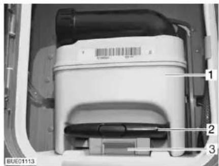 Bürstner IT 664 Ixeo (2012) - Inodoro (Dometic) - 3