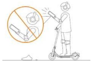 SEGWAY Ninebot eKickScooter F2 D - AVISOS - 4