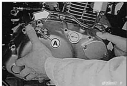 MITSUBISHI Eliminator 125 (2007) - ClutchCoverInstallation - 4