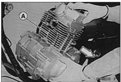 MITSUBISHI Eliminator 125 (2007) - Engine Installation - 2