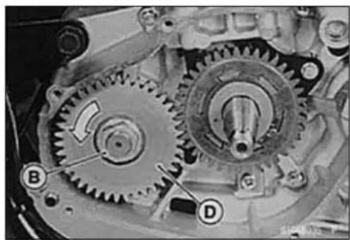 MITSUBISHI Eliminator 125 (2007) - BalancerShaftGearInstallation - 2