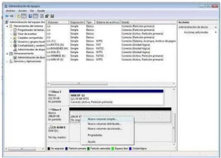 Administración de equipo Archivo: Acción: Var: Ayuda Administración del equipo (los) Paramientos del sistema Programador de tenres Viser de eventos Carpetas compartidas Usuarios y grupos locals Confabilidad y rendimiento Administrador de dispo Altrastruamiento Administración de dispo Servicios y Aplicaciones Volumes Disposición Tipo Sistema de archivos Estado Simple Basic Correcto (Partición primaria) Simple Basic Correcto (Partición primaria) Simple Basic Correcto (Activo, Partición primaria) Simple Basic Correcto (Partición primaria) IC1 Simple Basic NTPS Correcto (Sistema, Arrique, Archivo de pagins) DATOS (SI) Simple Basic FAT Correcto (Unidad lógica) BASIMENES (HI) Simple Basic FAT21 Correcto (Unidad lógica) IC20 (IF) Simple Basic NTPS Correcto (Unidad lógica) WOMBOE (ES) Simple Basic FAT22 Correcto (Activo, Partición primaria) WIN XP (SI) 111.70 GB NETPS Correcto (Activo, Partición primaria) Class 3 Basic 111.70 GB NETPS En pantalo Correcto (Activo, Partición primaria) Class 4 Basic 208.00 GB NETPS En pantalo No aiga CD-ROM 0 DVD (D) No hay medidas Número volumen simple... Número volumen distribuido... Número volumen seleccionado... Propietables Ayuda No asgrado Partición primaria Partición extendida Espacialim Unidetálogica