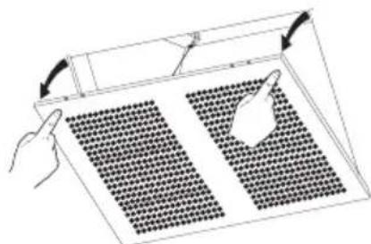 BALAY 3BC8590 - Desmontaje y montaje de los filtros antigrasa metálicos - 1