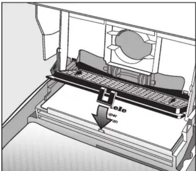 MIELE S 548 - Sustitución del filtro de aire expulsado "SUPER air clean" - 3