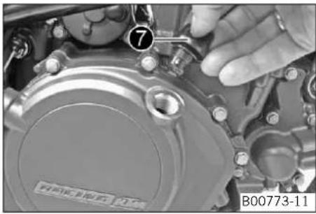 KTM 125 Duke EU (2014) - MANTENIMIENTO DEL MOTOR - 1