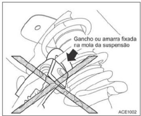 Gancho ou amarra fixada na mola da suspensão ACE1002
