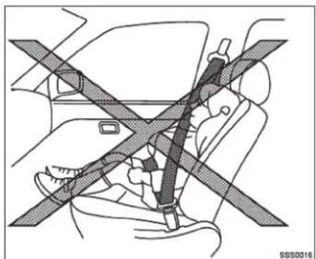 NISSAN Livina (2013) - CUIDADO - 4