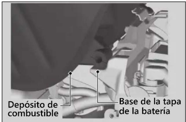 Honda CBF300 (2019) - Elevación del depósito de combustible - 3