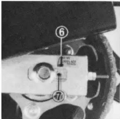 Honda CBX 750F (1994) - Substituição da corrente, coroa e pinhão - 1