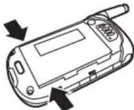 MOTOROLA V325i - Removing the Battery - 3