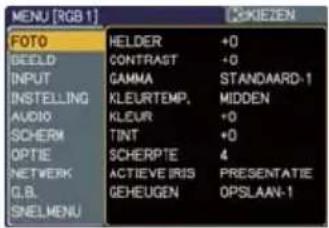 MENU [RGB 1] FOTO DEEED INPUT INSTEILLING AUDIO SCHERM OPTIE NETWERK G.B. SNELMENU HELDER +0 CONTRAST +0 GAMMA STANDAARD-1 KLEURTEMP. MIDDEN KLEUR +0 TINT +0 SCHERPTE 4 ACTIEVE IRIS PRESENTATIE GEHEUGEN OPSLAAN-1