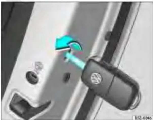VOLKSWAGEN SpaceFox (2014) - Fechamento de emergência da porta do passageiro dianteiro e das portas traseiras - 2