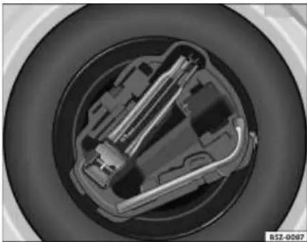 VOLKSWAGEN SpaceFox (2014) - Alojamento - 1