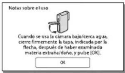 Notas sobre el uso Cuando se usa la cámara bajo o cerca del agua, cierre firmemente la tapa, indicada por la flecha, después de haber examinado materia extraña o daño, y pulse [OK]. OK