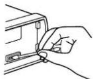 SONY XR-3690 - Reinigen van de aansluitingen - 1