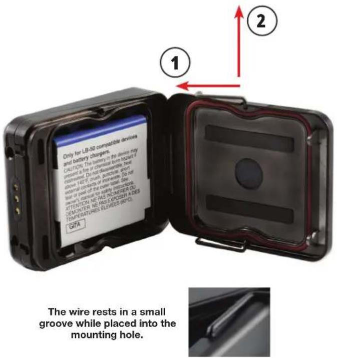 Only for LB-50 compatible devices and battery chargers. CAUTION. The battery in the device may present a fire or chemical bond blast if crossed. De not deassarable, how above 145°F, clean, punctate, short external contacts of increase. Do not bear or seal of the outer base. See JETITION: NE AS FRONTER (U) DEMOUNTER, NE HAC EXPOSER & DES TEMPERATURES ELEVEES (EPC). GIFA The wire rests in a small groove while placed into the mounting hole.