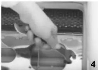 IGNIS MIA 8500 - Recovering an object that falls between the drum and the tub - 2
