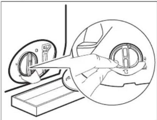 AEG LFR73944SVE - Lai iztīrītu sūkņa filtru, rīkojieties, kā norādīts turpmāk sniegtajās diagrammās. - 2