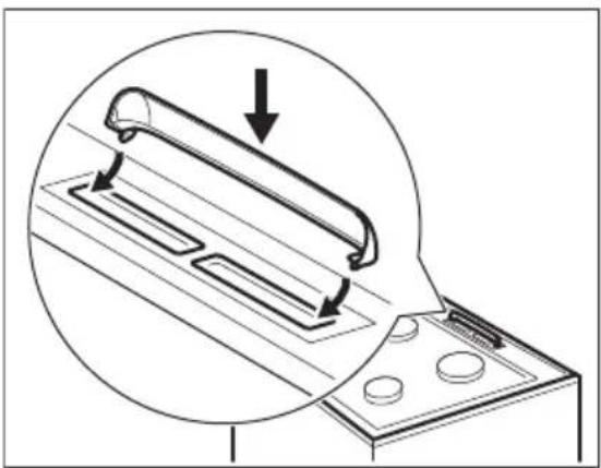 ELECTROLUX LKK540232X - Auru väljalaskeava katte paigaldamine - 1