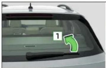 SKODA Kadiaq (2017) - Takalasinpyyhkimen sulan vaihtaminen - 1