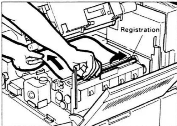 TOSHIBA TF561 - BIJ VASTGELOPEN PAPIER IN DE MACHINE ("PAPIER VASTGELOPEN") - 3