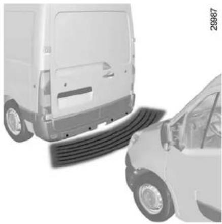 RENAULT Master (2011) - AUTO, JOSSA ON "HUIPPUNOPEUDEN RAJOITUS" -TOIMINTO - 3