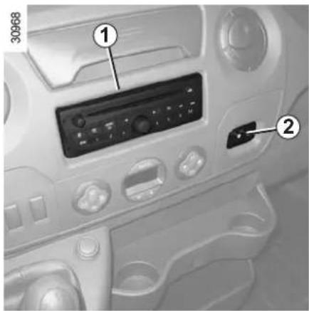 RENAULT Master (2011) - MULTIMEDIALAITTEET - 1