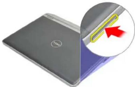 DELL Latitude E6220 - ExpressCard-kortin irrottaminen - 1