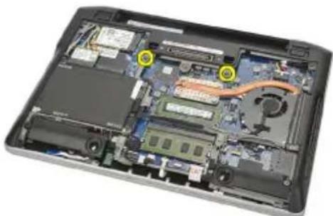 DELL Latitude E6220 - Näppäimistön irrottaminen - 1