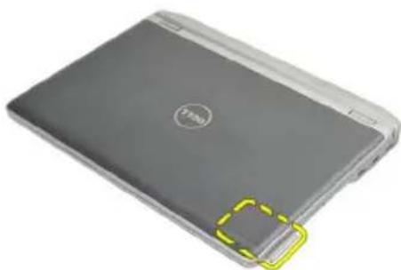 DELL Latitude E6220 - ExpressCard-kortin irrottaminen - 2