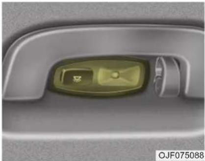 KIA Optima Plug-In Hybrid (2016) - Kohdevalopolttimon vaihtaminen Hansikaslokeron valopolttimon vaihtaminen - 1