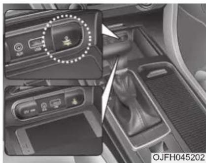 KIA Optima Plug-In Hybrid (2016) - Langaton älypuhelimen lataus- alusta (mikäli varusteena) - 1