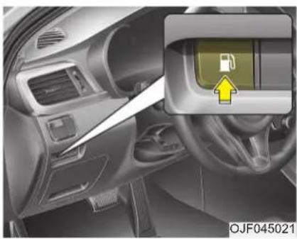 KIA Optima Plug-In Hybrid (2016) - Polttoaineen täyttökannen avaaminen - 1