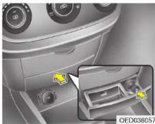 KIA Cee'd (2006) - SISUSTUS - 1