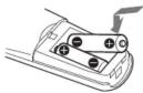SONY RM-V11T - Paristojen asettaminen - 4
