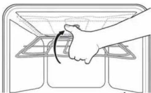 ELECTROLUX EKD514500 - Grillivastuksen taittaminen alaspäin - 2