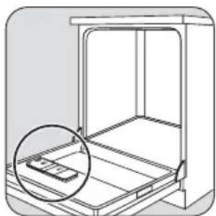 ZANUSSI ZDS 104 - DÔLEŽITÉ UPOZORNENIE - 1