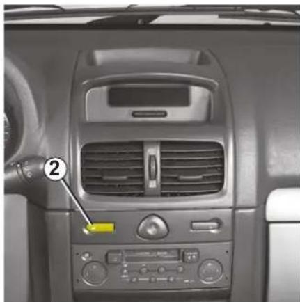 RENAULT Clio Campus Storia (2009) - ZAMYKANIE DVERÍ - 2