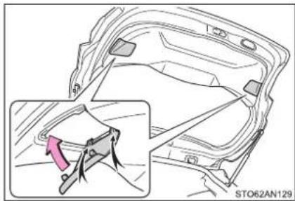 TOYOTA Yaris GRMN (2017) - ■Osvetlenie evidenčného čísla - 7