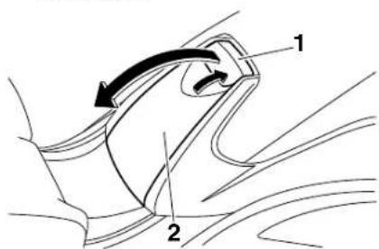 YAMAHA TMAX (2012) - Otvaranje poklopca za gorivo - 1