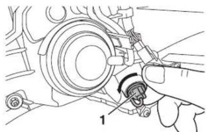 YAMAHA XENTER 125 (2017) - Zamjena žarulje prednjeg pokazivača smjera - 1