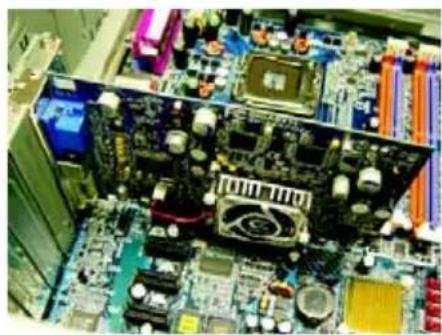 GIGABYTE GV-R487-1GH-B - 移除舊有的顯示卡： - 2