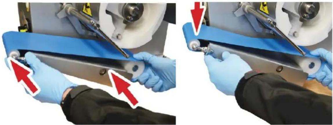 ADE Bully1000-240618 - Installing the conveyor belt - 1