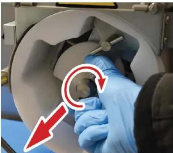ADE Bully1000-240618 - Removing the forming drum - 3