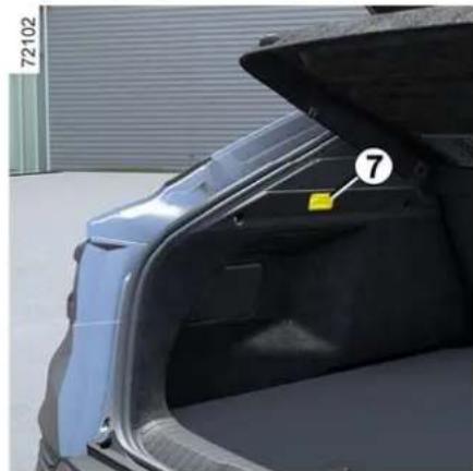 RENAULT Megane Conquest (2025) - OPREMA U PUTNIČKOM PROSTORU - 2